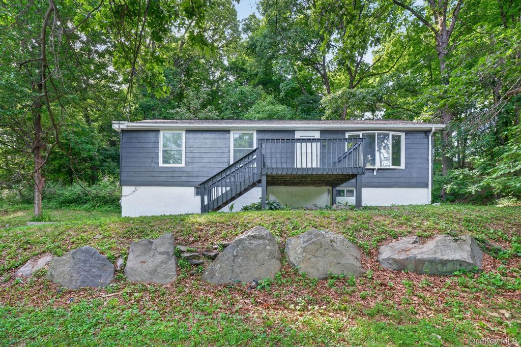 145 Van Wagner Road, Poughkeepsie, NY 12603