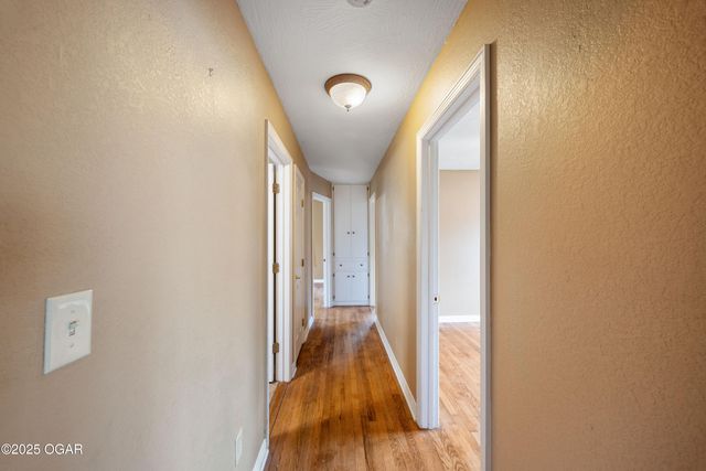 2914 Connecticut Avenue, Joplin, MO 64804