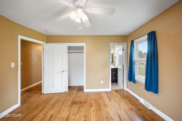 2914 Connecticut Avenue, Joplin, MO 64804