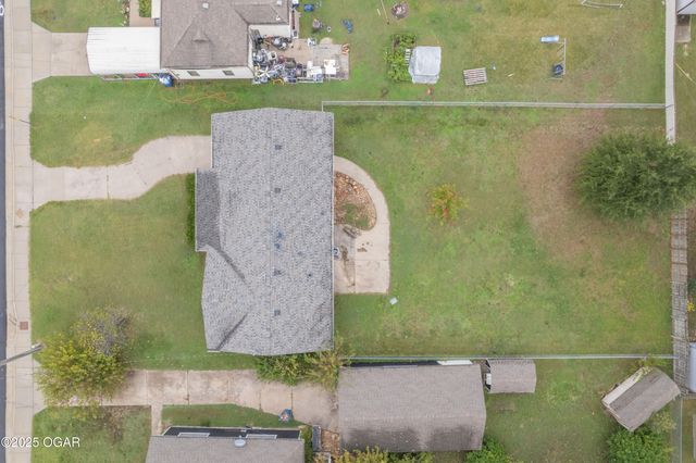 2914 Connecticut Avenue, Joplin, MO 64804