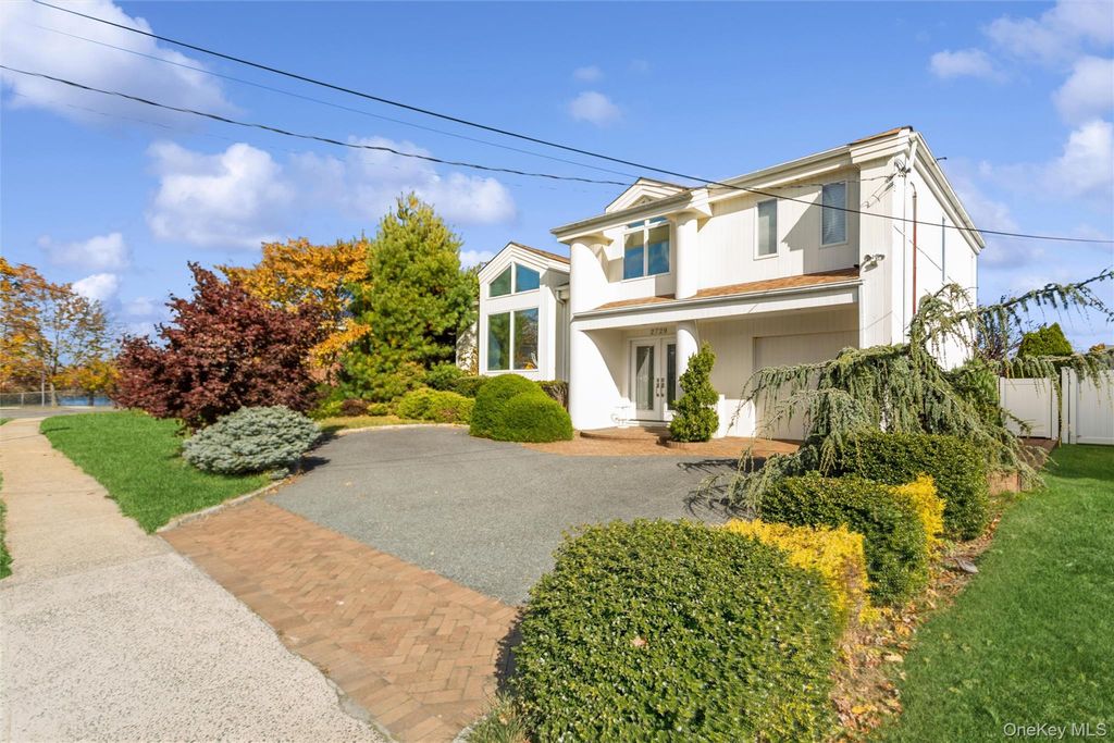 2729 Shore Drive, Merrick, NY 11566 — photo 3