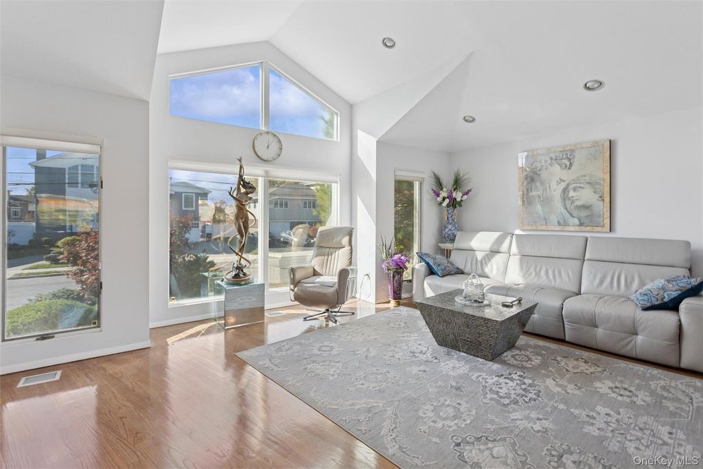 2729 Shore Drive, Merrick, NY 11566 — photo 4