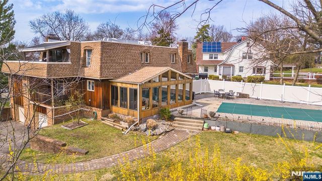 845 Rifle Camp Road, Woodland Park, NJ 07424