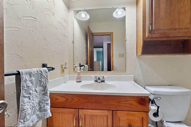 1907 Rambling Ridge Lane, Carrollton, TX 75007