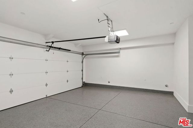 3806 S Verona Court, Los Angeles, CA 90066