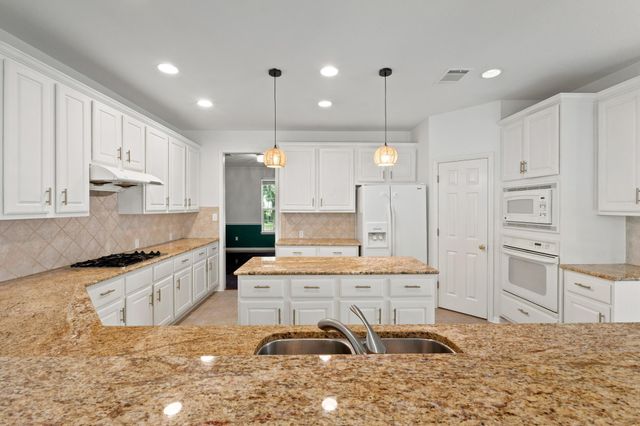 3425 Zebecca Creek DR, Austin, TX 78732