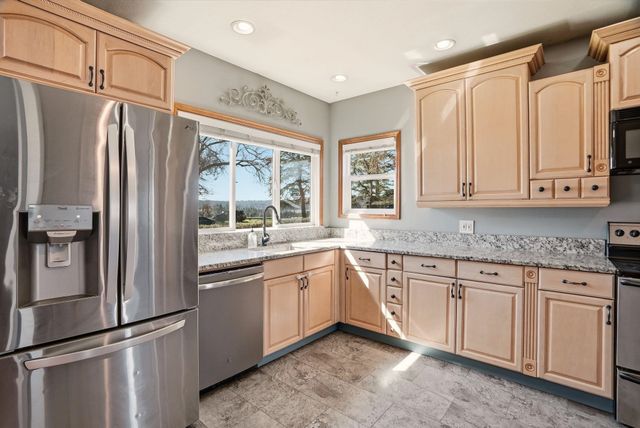 2314 W Carlisle Ave, Spokane, WA 99205