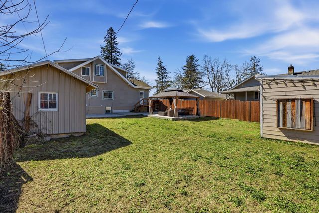 2314 W Carlisle Ave, Spokane, WA 99205