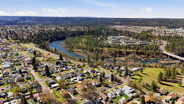 2314 W Carlisle Ave, Spokane, WA 99205