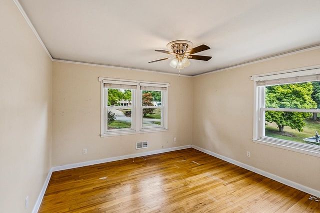 106 Oak Forest Drive, Greer, SC 29650