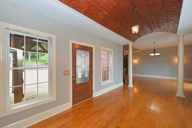 125 Happy Hollow Rd, Goodlettsville, TN 37072