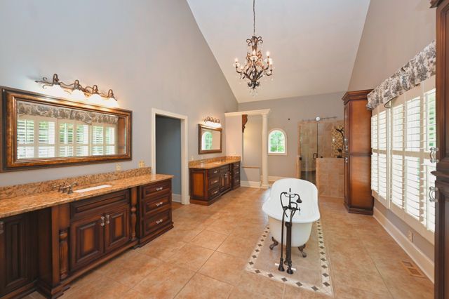 125 Happy Hollow Rd, Goodlettsville, TN 37072