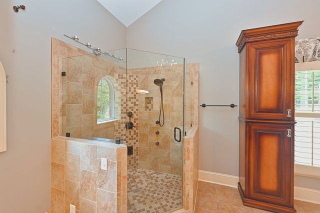 125 Happy Hollow Rd, Goodlettsville, TN 37072