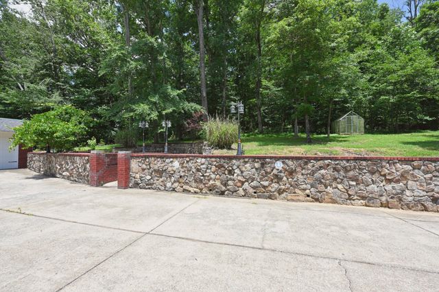 125 Happy Hollow Rd, Goodlettsville, TN 37072