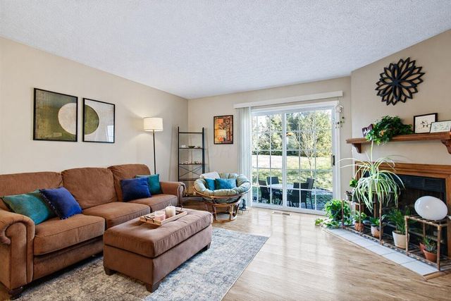 2202 Sandman Drive, 56E, Columbus, OH 43235