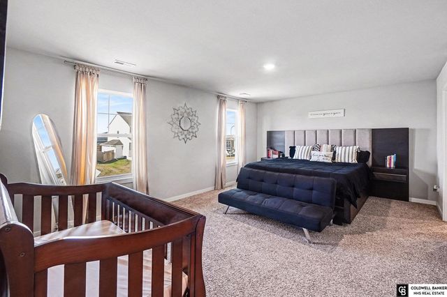 12913 S 45th Avenue, Bellevue, NE 68133