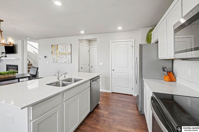 12913 S 45th Avenue, Bellevue, NE 68133