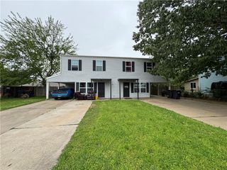 522 Cormay Court A & B, Springdale, AR 72764