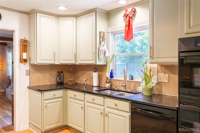 2933 Fernway Drive, Montgomery, AL 36111