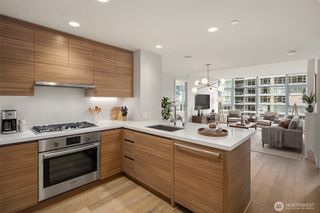 583 Battery St #2208N, Seattle, WA 98121