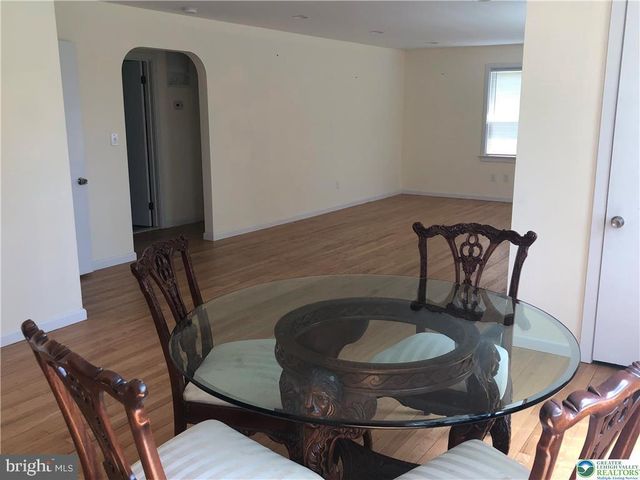 1931 MEADOWS RD, Bethlehem, PA 18015