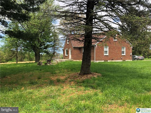 1931 MEADOWS RD, Bethlehem, PA 18015