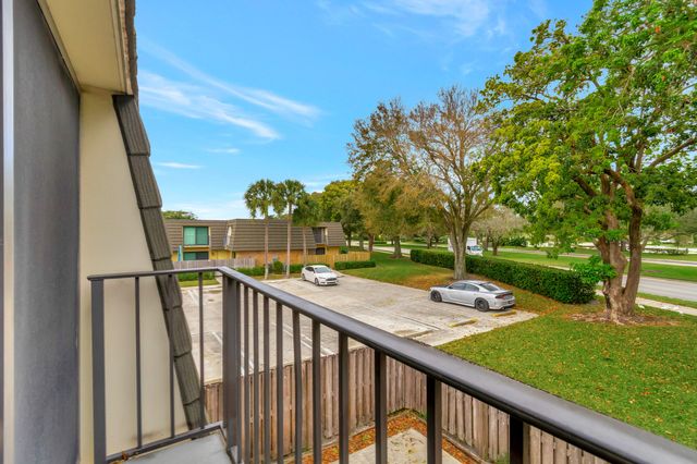 311 3rd Way, West Palm Beach, FL 33407