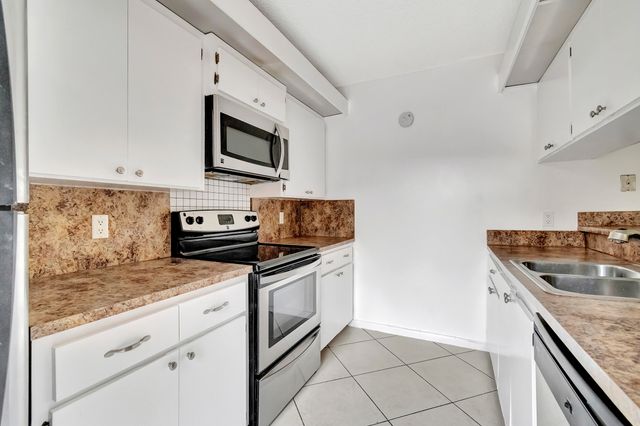 311 3rd Way, West Palm Beach, FL 33407