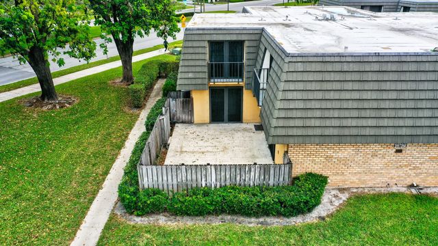 311 3rd Way, West Palm Beach, FL 33407