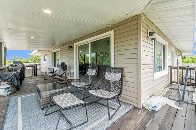 5049 Cleveland Road, Delray Beach, FL 33484