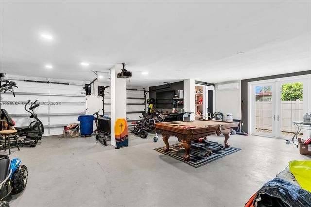5049 Cleveland Road, Delray Beach, FL 33484