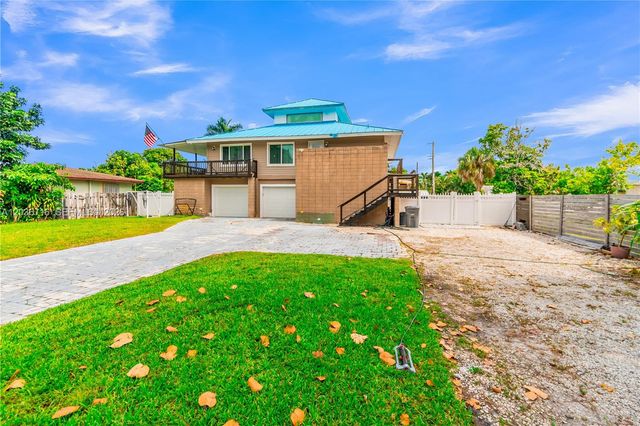 5049 Cleveland Road, Delray Beach, FL 33484