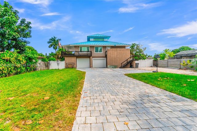 5049 Cleveland Road, Delray Beach, FL 33484