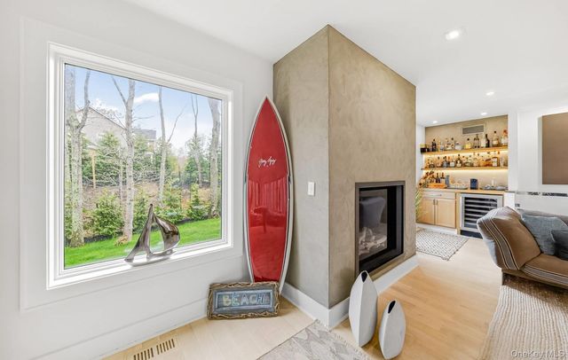 177 Bridies Path, Southampton, NY 11968