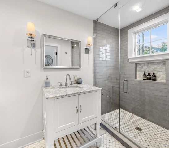 177 Bridies Path, Southampton, NY 11968
