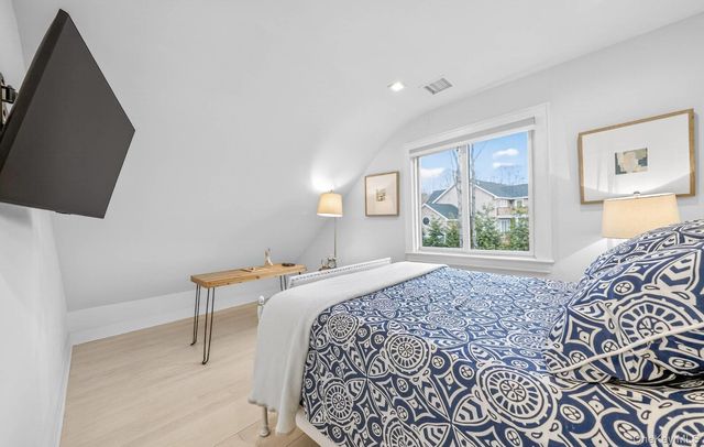 177 Bridies Path, Southampton, NY 11968
