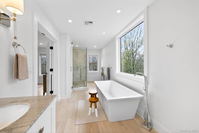 177 Bridies Path, Southampton, NY 11968