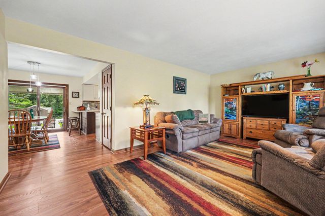 2256 Rogue River Road NE, Belmont, MI 49306