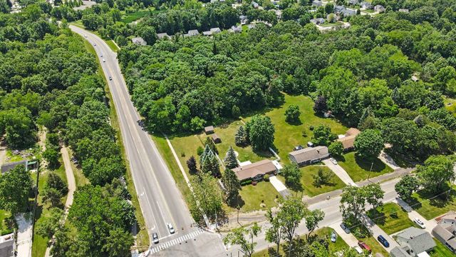 2256 Rogue River Road NE, Belmont, MI 49306