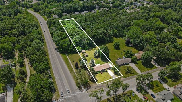 2256 Rogue River Road NE, Belmont, MI 49306