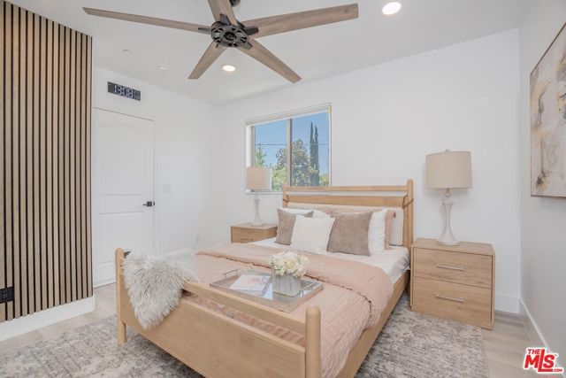 5737 Camellia Avenue 118, North Hollywood (los Angeles), CA 91601