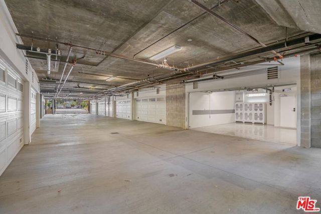 5737 Camellia Avenue 118, North Hollywood (los Angeles), CA 91601