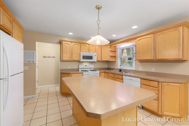 9270 Alidor Road, Schoolcraft, MI 49087