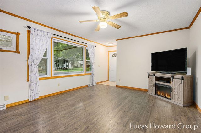 9270 Alidor Road, Schoolcraft, MI 49087