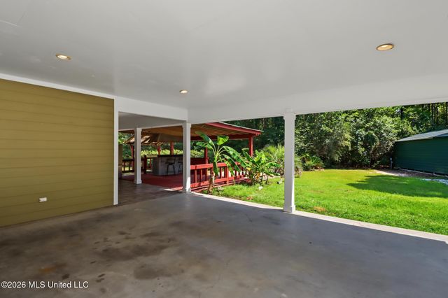 11526 Haleiwa Place, Diamondhead, MS 39525