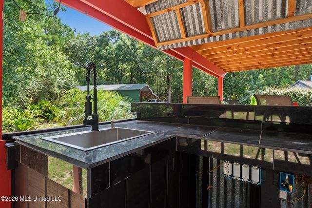 11526 Haleiwa Place, Diamondhead, MS 39525