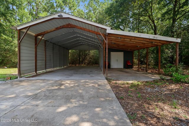 11526 Haleiwa Place, Diamondhead, MS 39525