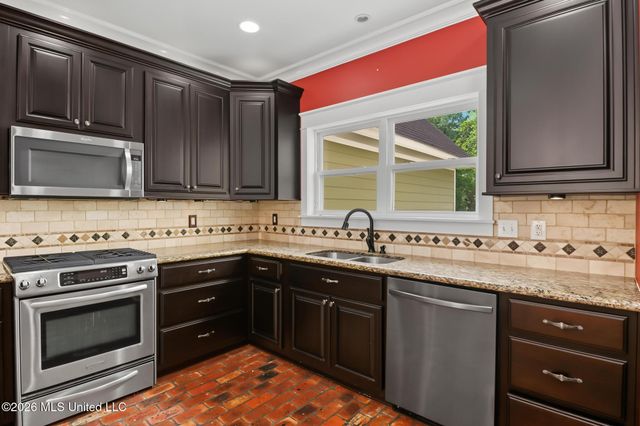 11526 Haleiwa Place, Diamondhead, MS 39525