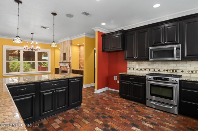 11526 Haleiwa Place, Diamondhead, MS 39525