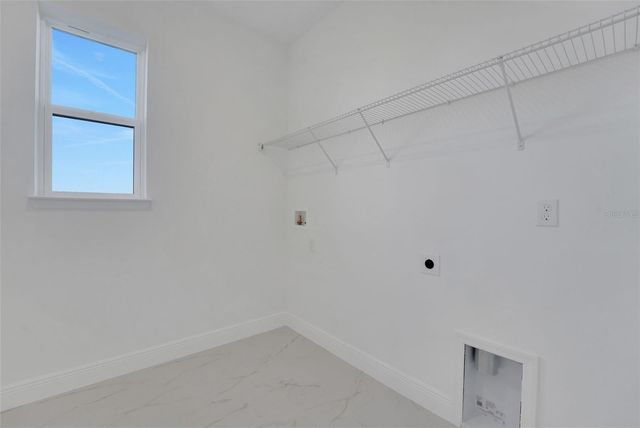 1018 FIESTA KEY CIRCLE, Lady Lake, FL 32159